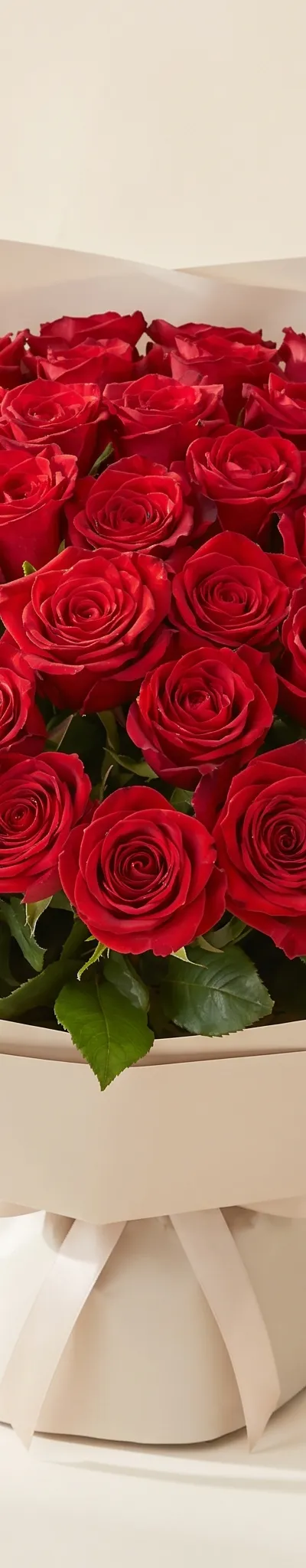Buquê 50 Rosas Mega Imperial
